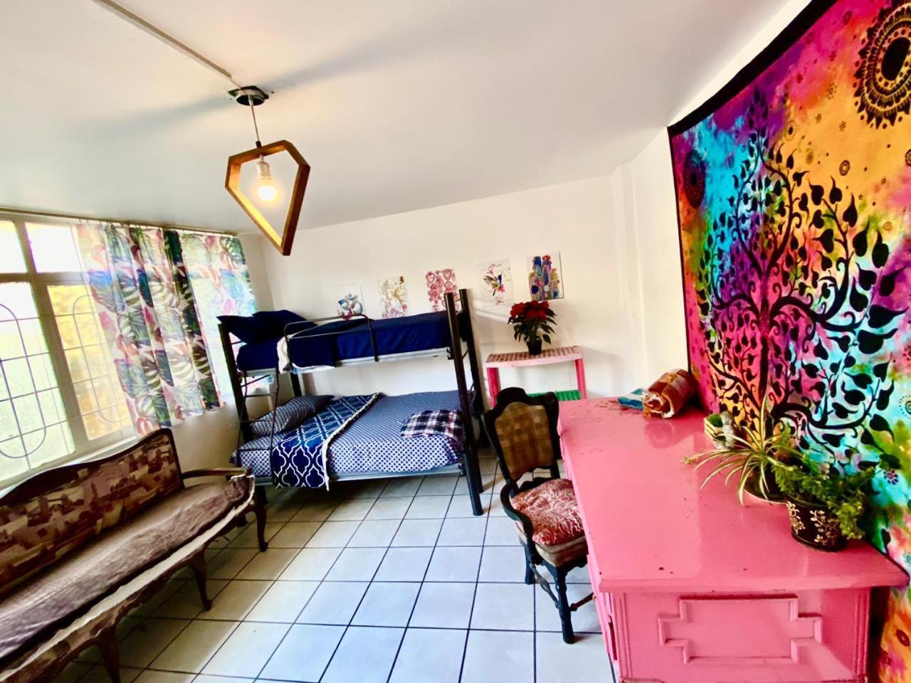 Free Spirit Hostel Guadalajara Esterno foto